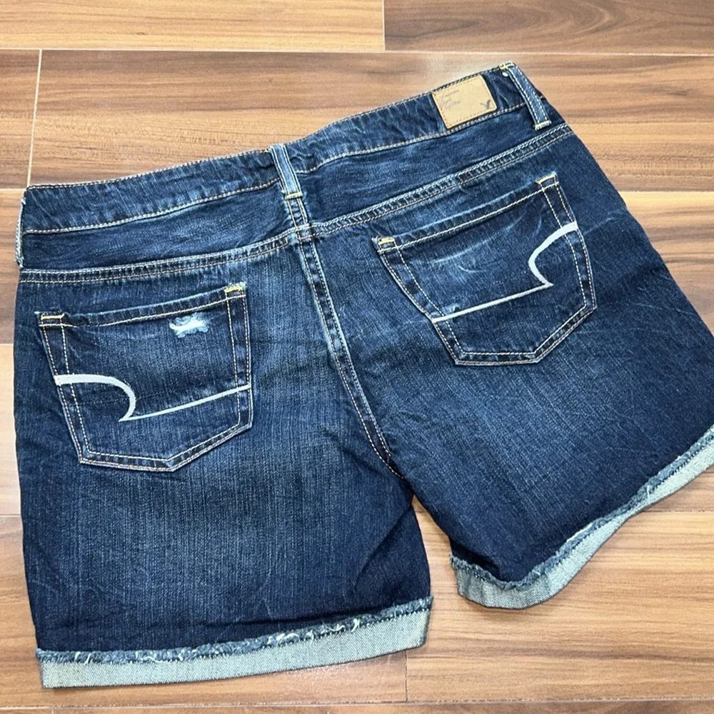 Size 8 American Eagle denim ripped jeans shorts
